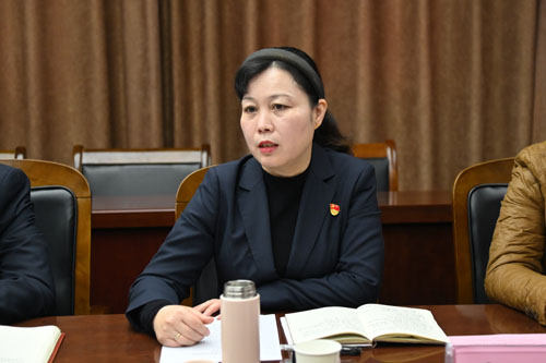洛陽公交集團召開黨風廉政建設(shè)暨家風座談會02.JPG